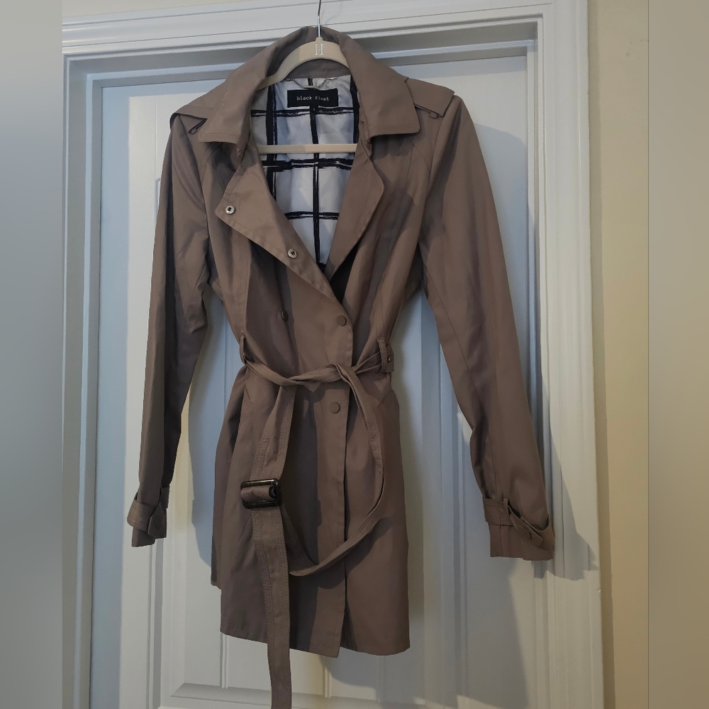 Closet Clean Out Black rivet rain jacket
